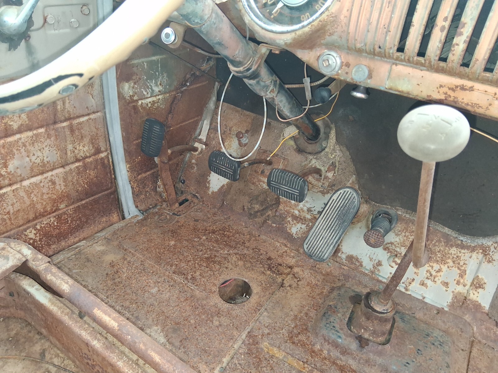 Chevrolet-12-Ton-Pickup-1954-truck-10