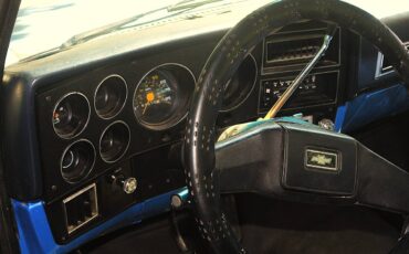 Chevrolet-12-ton-1985-silver-4