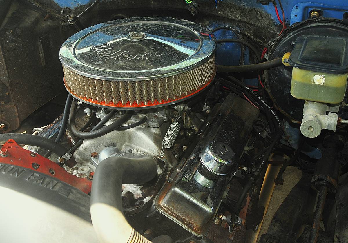 Chevrolet-12-ton-1985-silver-5
