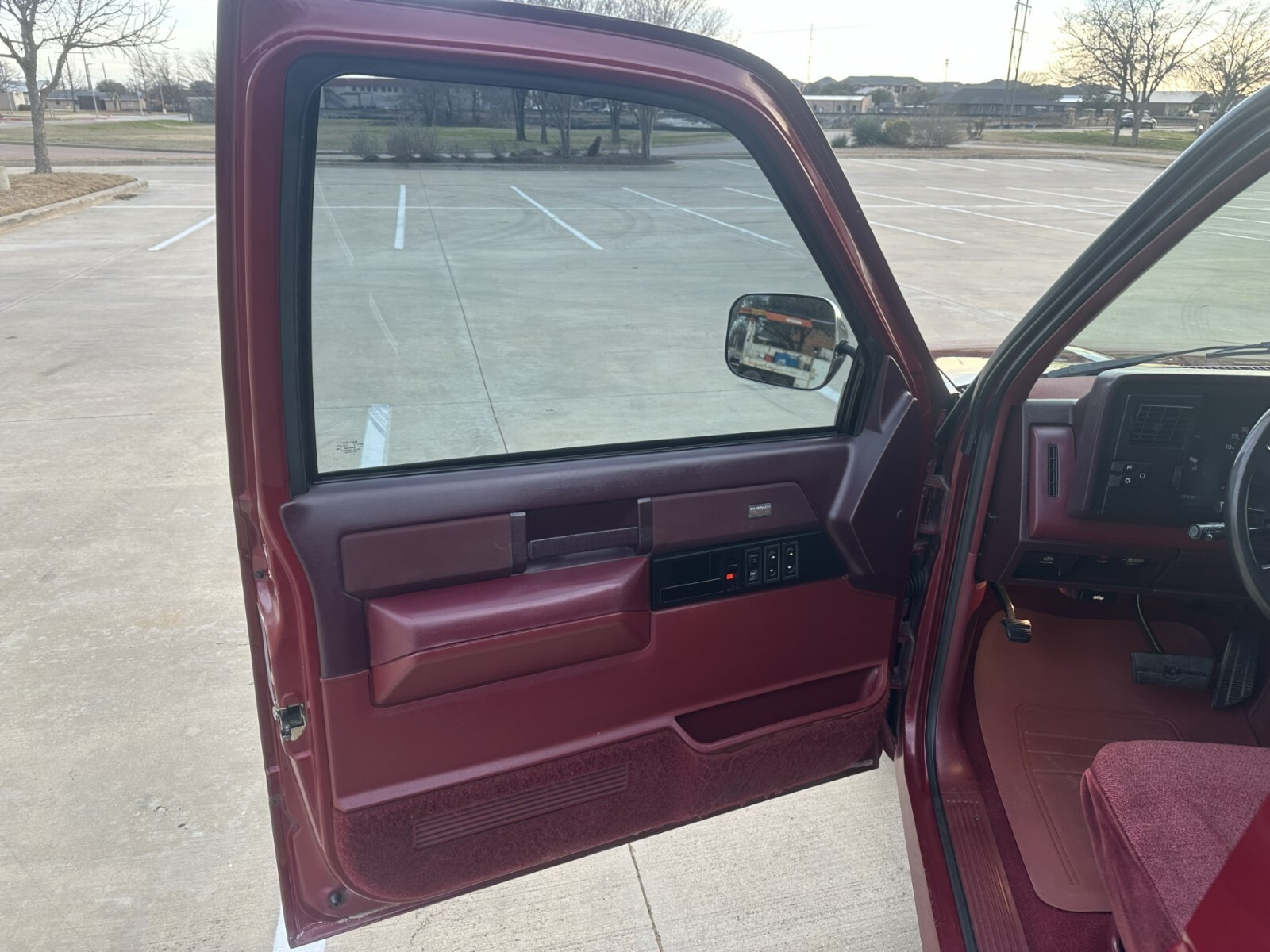 Chevrolet-1500-1988-Standard-Cab-Pickup-19