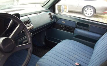 Chevrolet-1500-1988-white-12