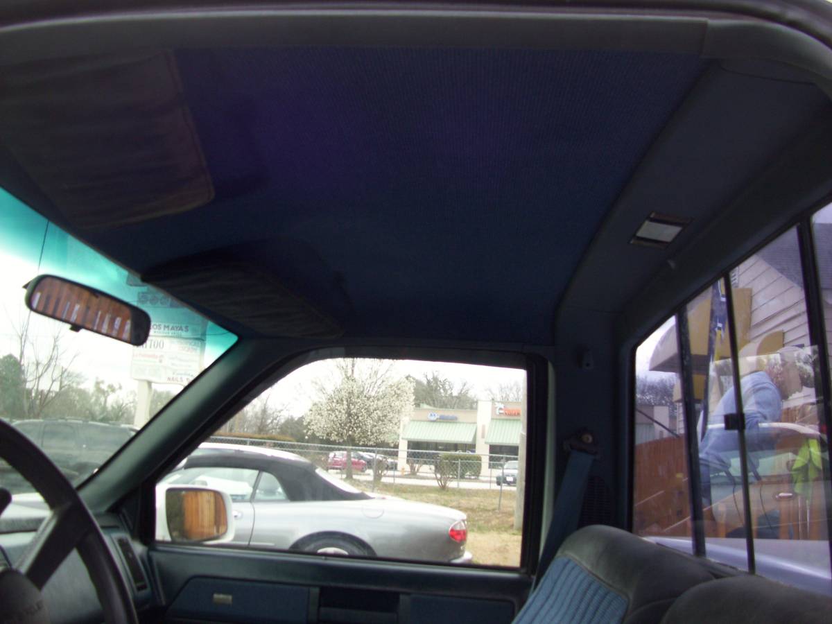 Chevrolet-1500-1988-white-13