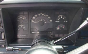 Chevrolet-1500-1988-white-14