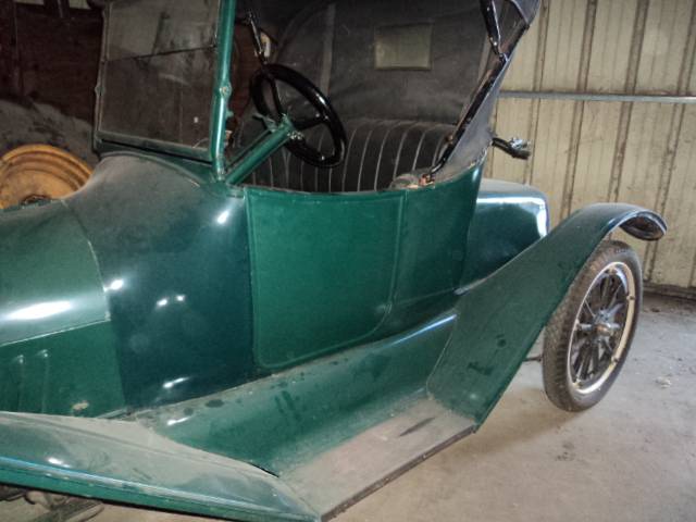 Chevrolet-1932-23