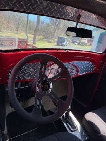 Chevrolet-1933-red-8