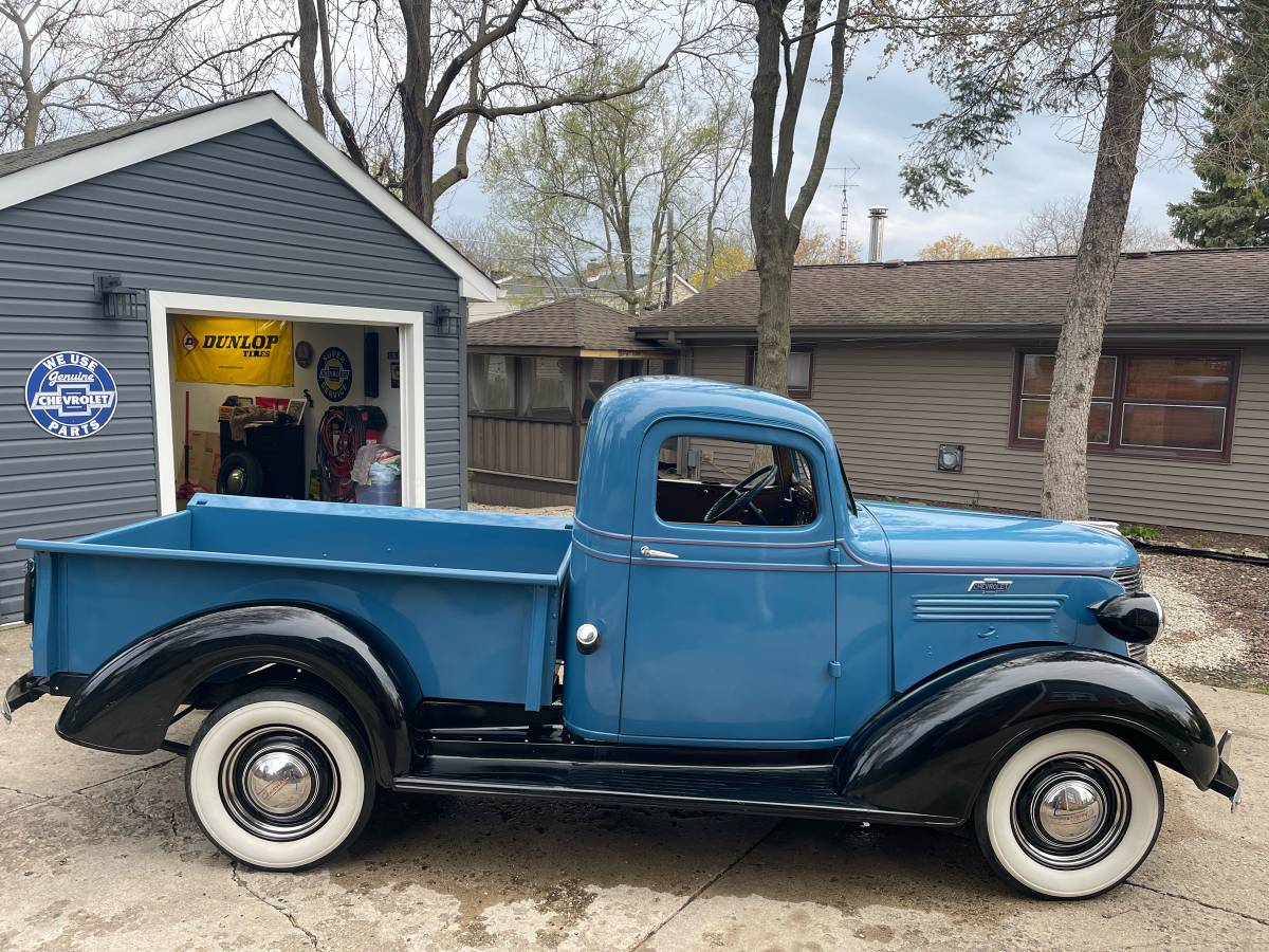 Chevrolet-1938-blue-1