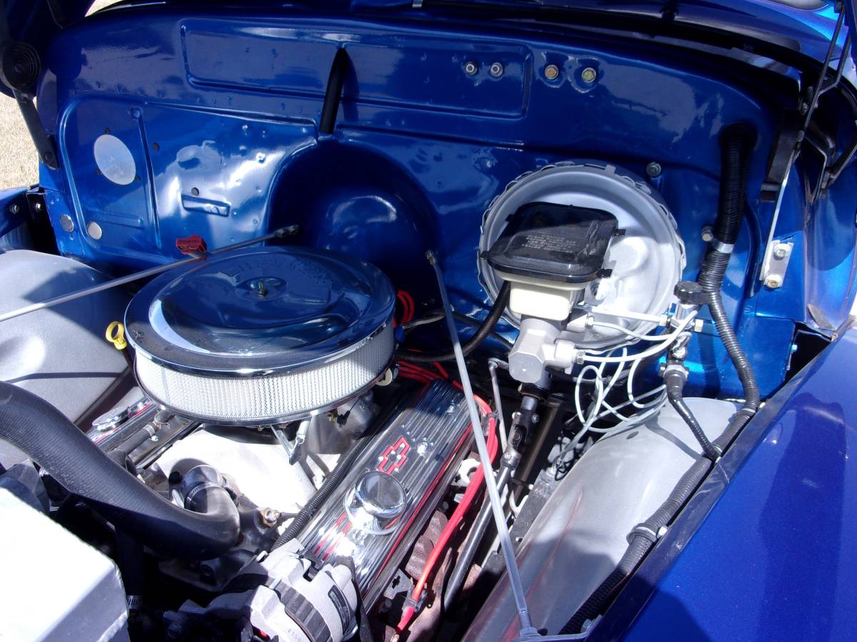 Chevrolet-1951-blue-10