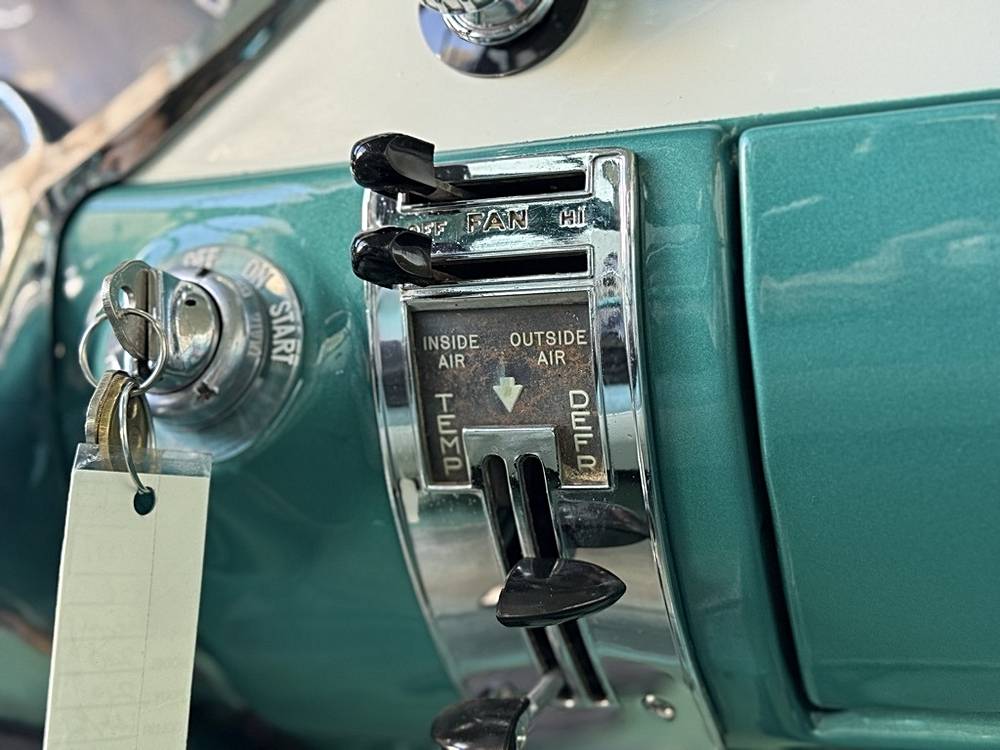 Chevrolet-1956-green-13
