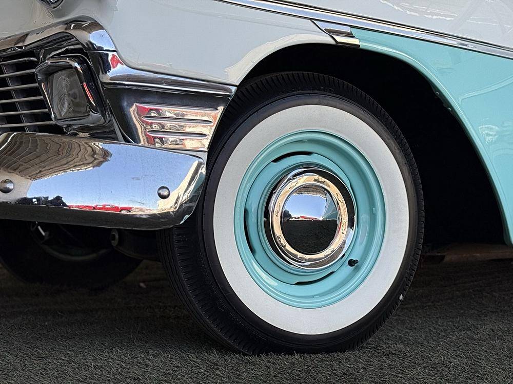 Chevrolet-1956-green-3
