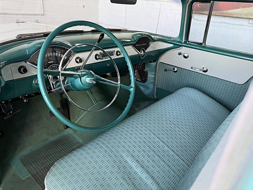 Chevrolet-1956-green-9