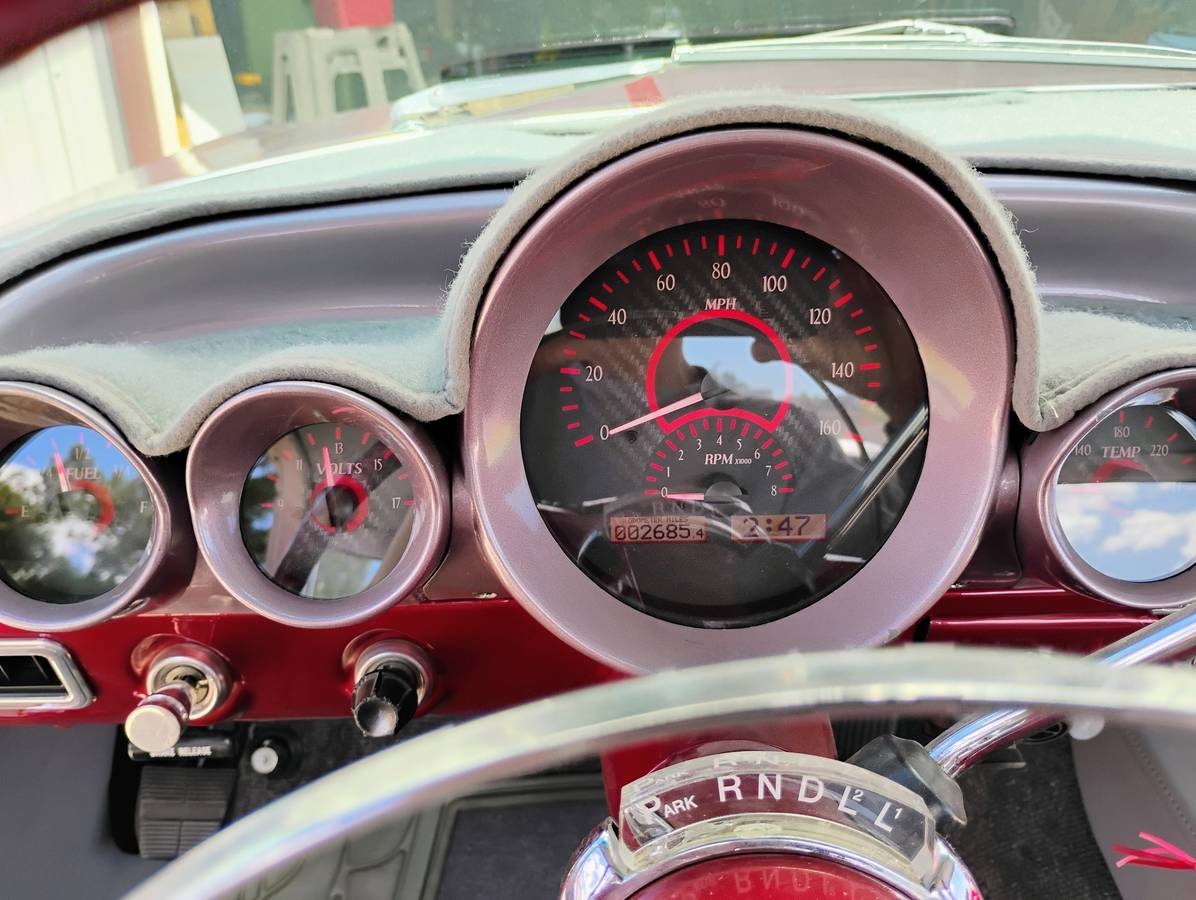 Chevrolet-1960-red-16