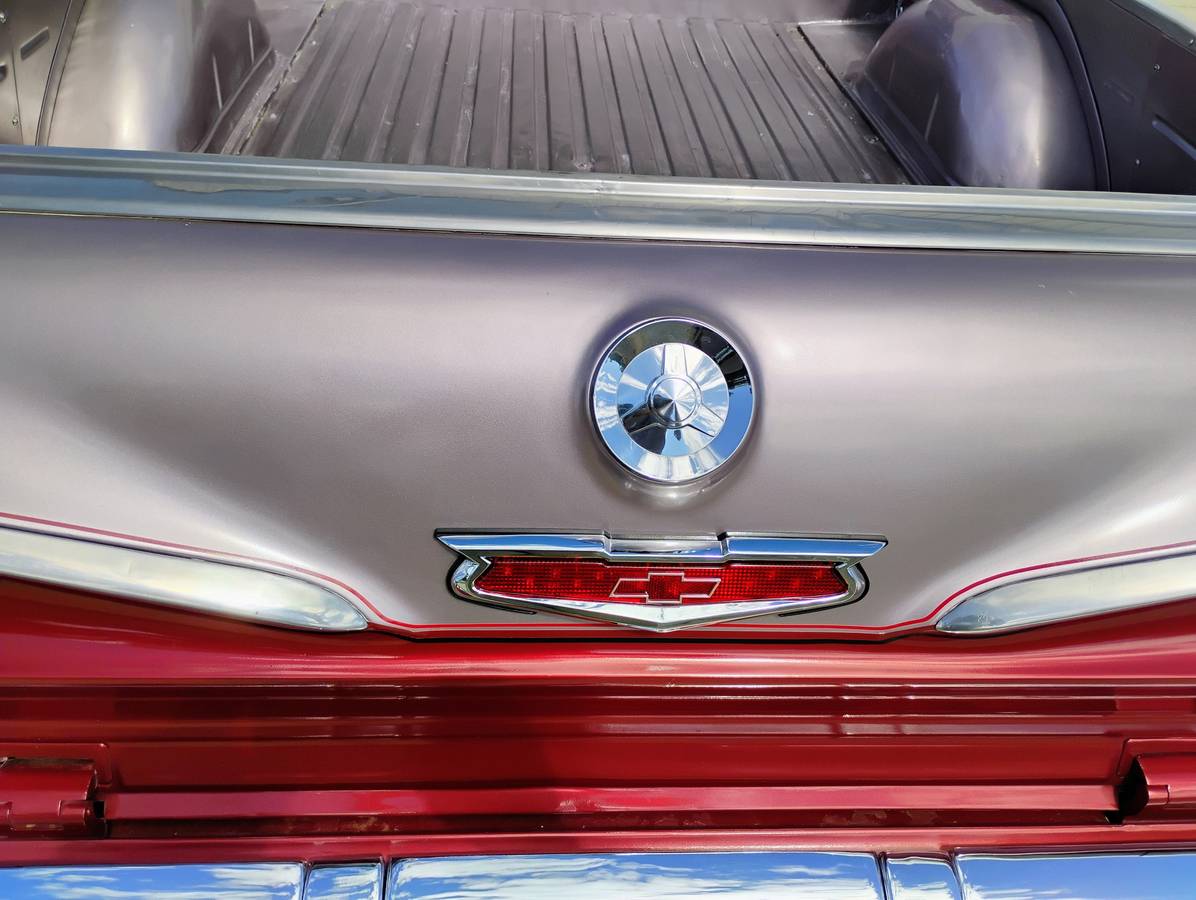 Chevrolet-1960-red-19