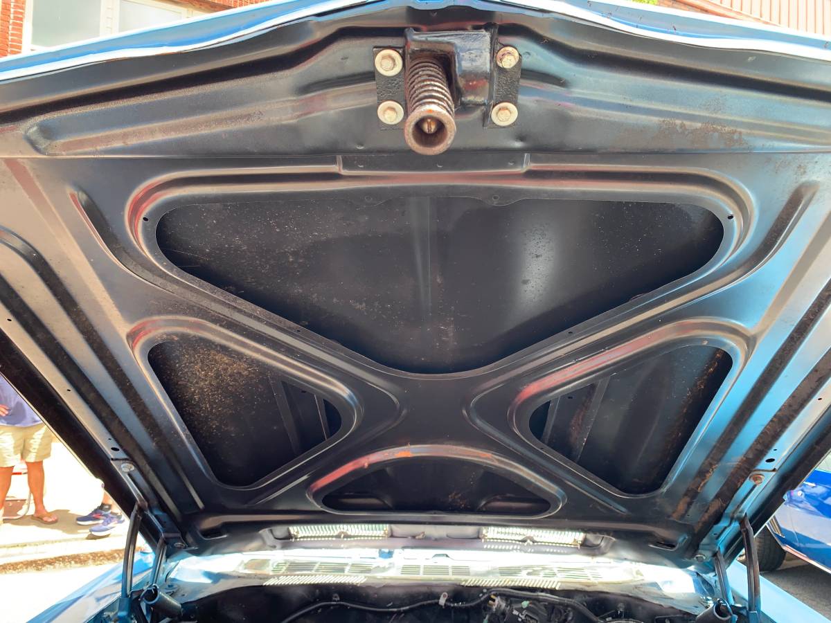 Chevrolet-1969-blue-11