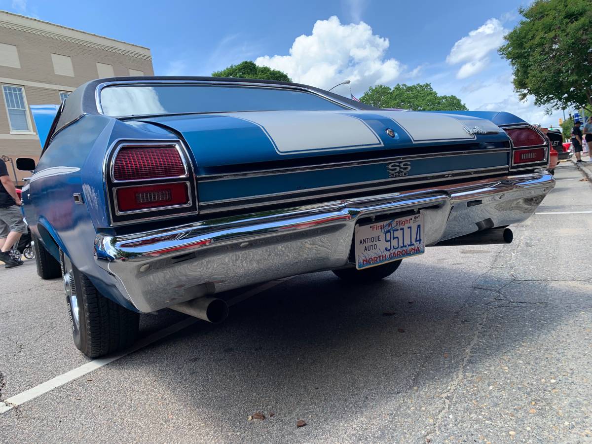 Chevrolet-1969-blue-2