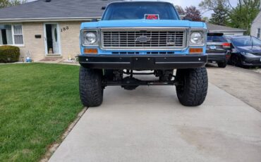 Chevrolet-1976-3