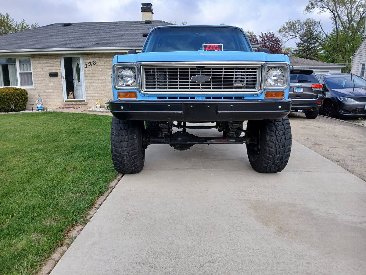 Chevrolet-1976-3