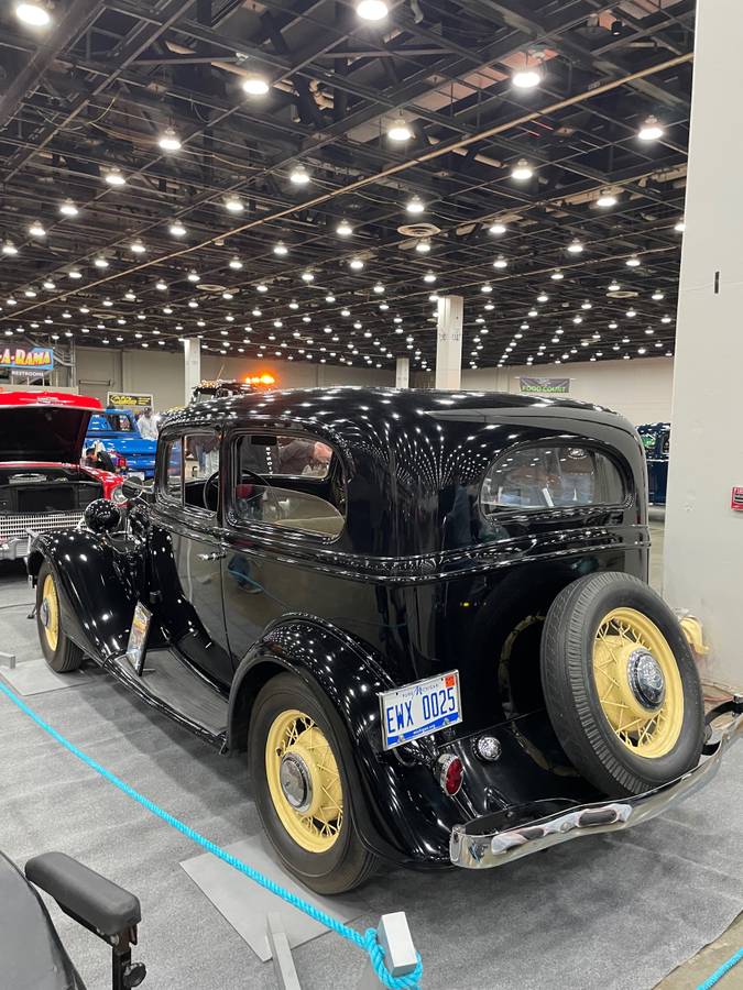 Chevrolet-2-door-1934-black-1