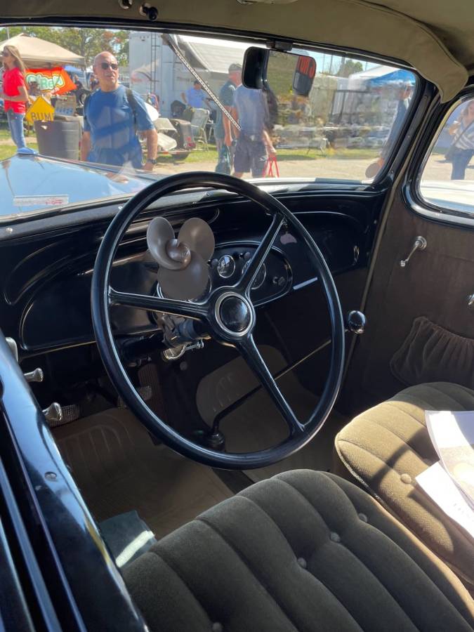 Chevrolet-2-door-1934-black-4