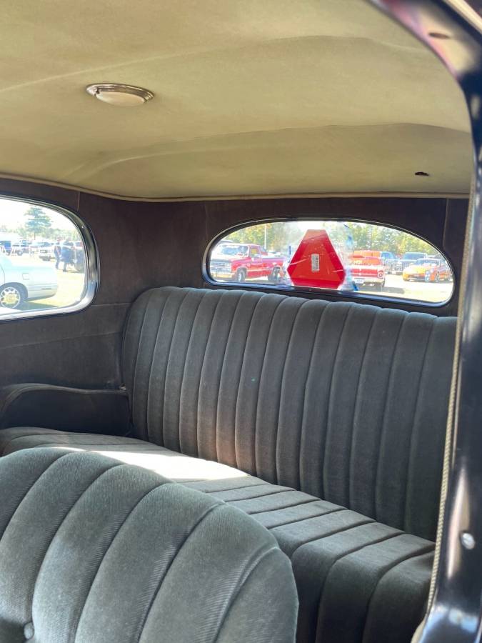 Chevrolet-2-door-1934-black-5