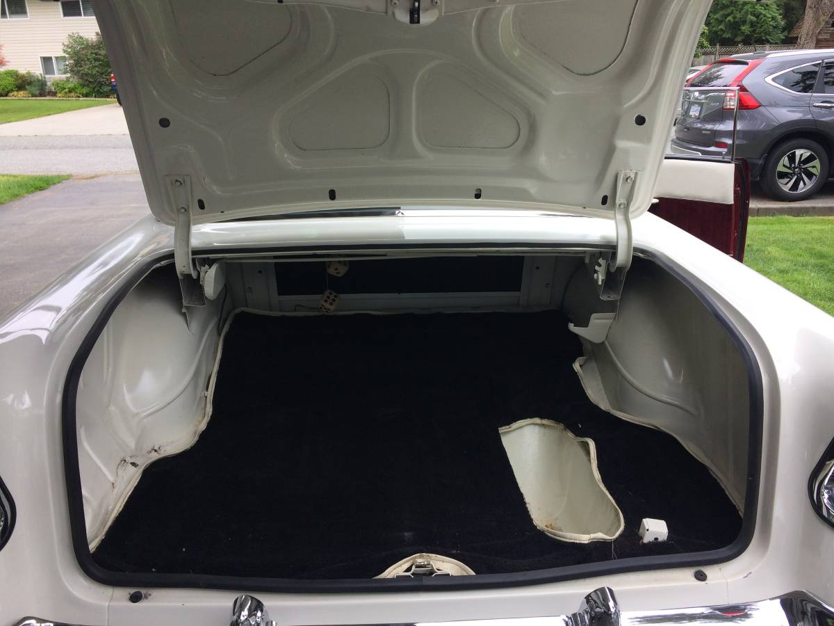 Chevrolet-2-door-hard-top-1956-10