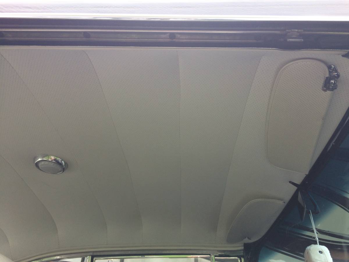 Chevrolet-2-door-hard-top-1956-11