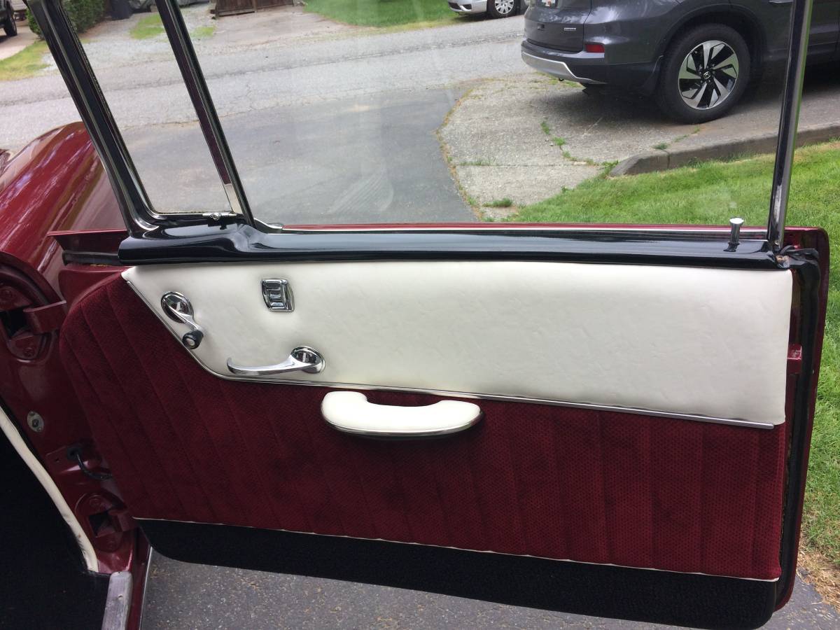 Chevrolet-2-door-hard-top-1956-5