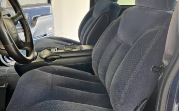 Chevrolet-2-door-tahoe-1995-blue-8