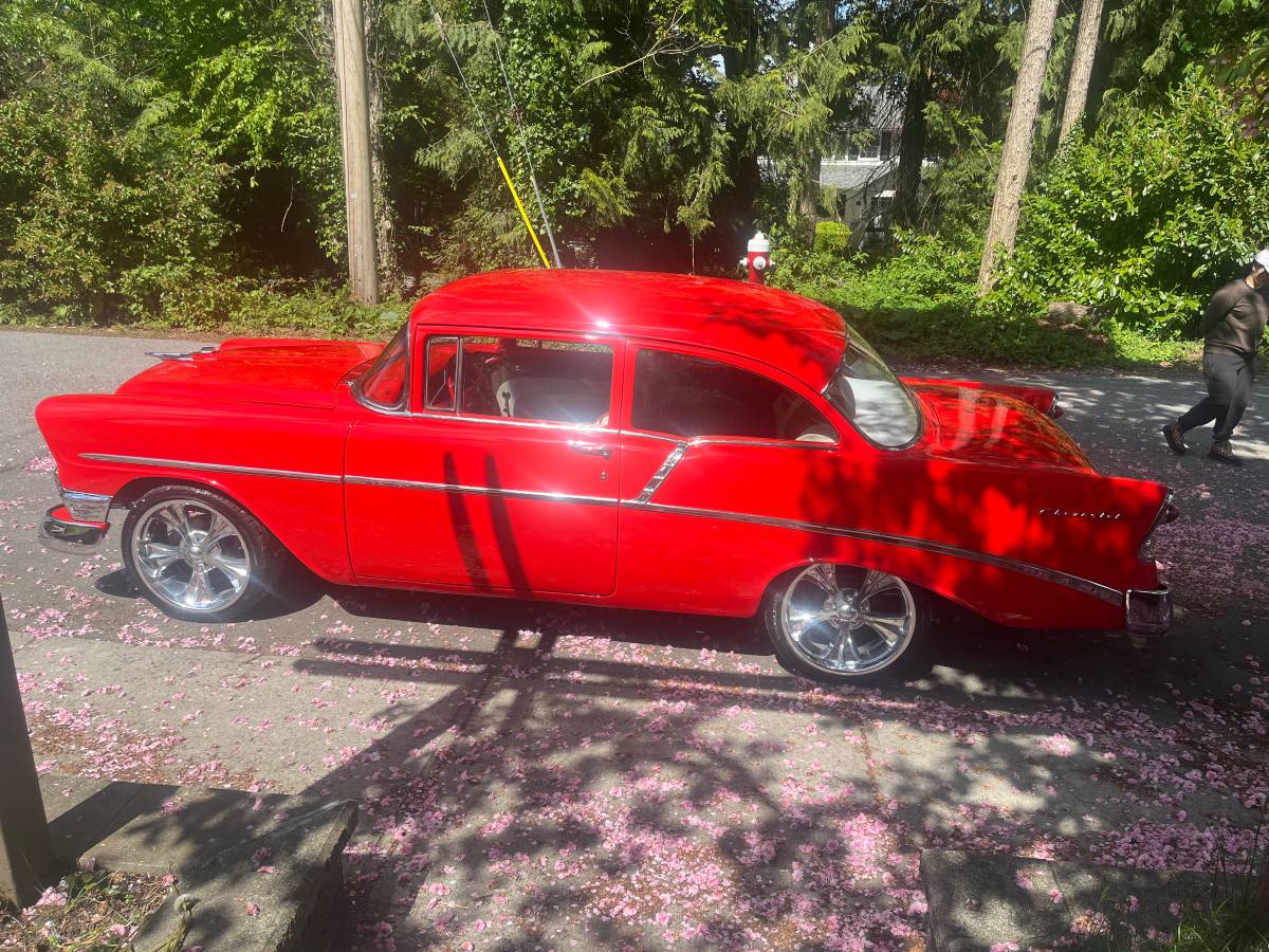 Chevrolet-210-1956-red-18