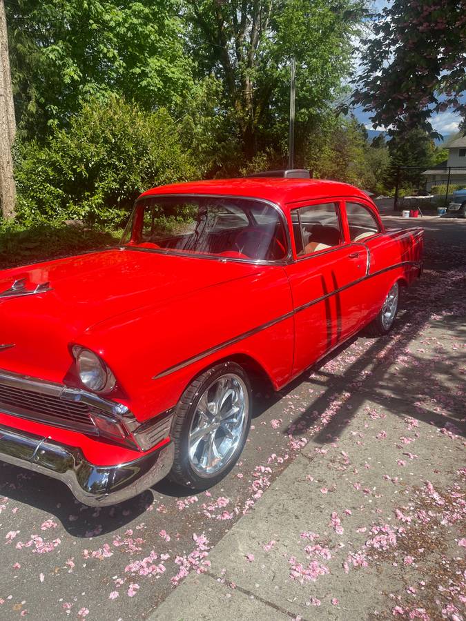 Chevrolet-210-1956-red-20