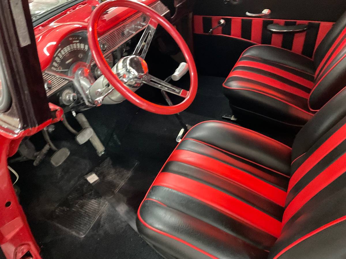 Chevrolet-210-2-dr-1956-4