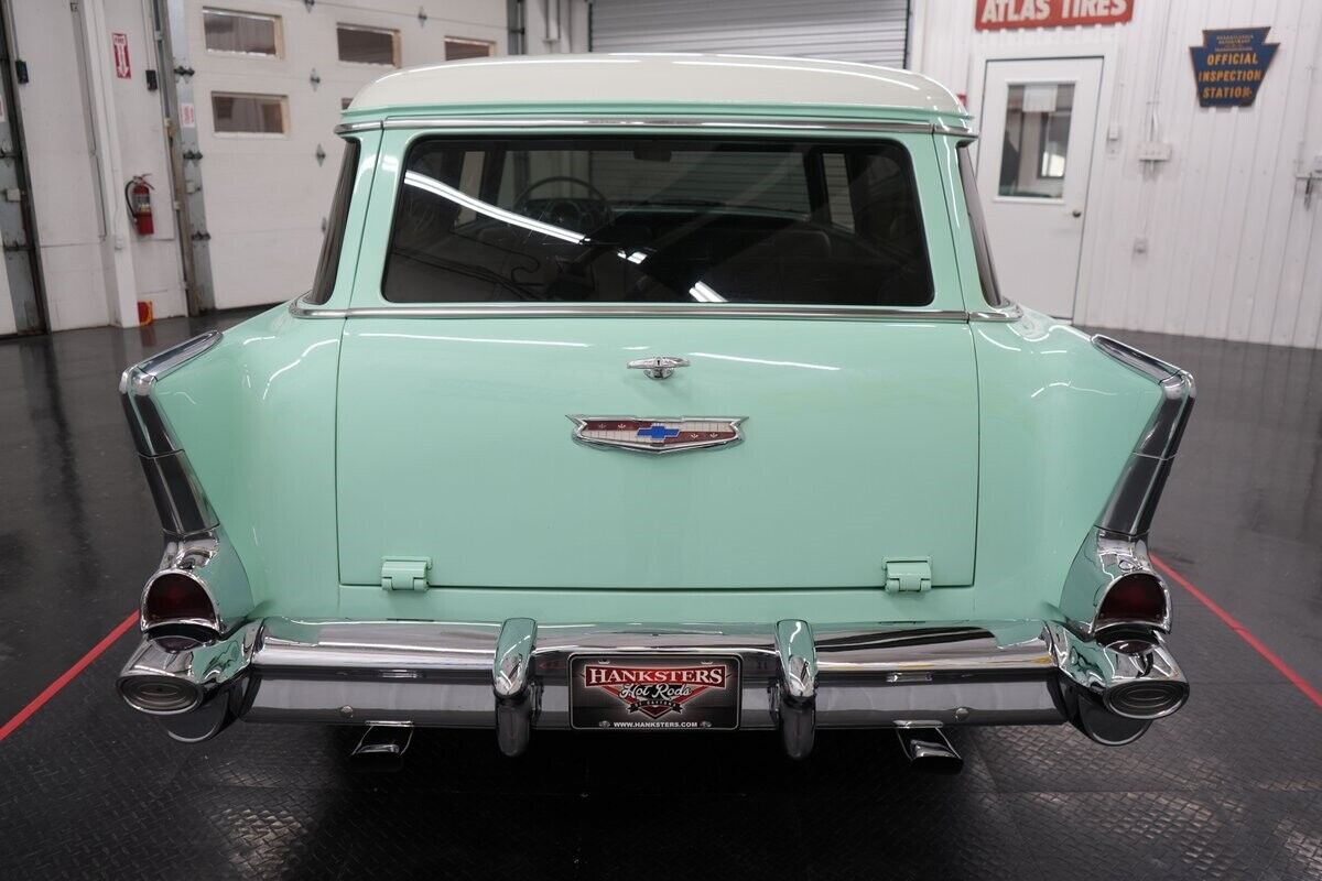 Chevrolet-210-Wagon-1957-10