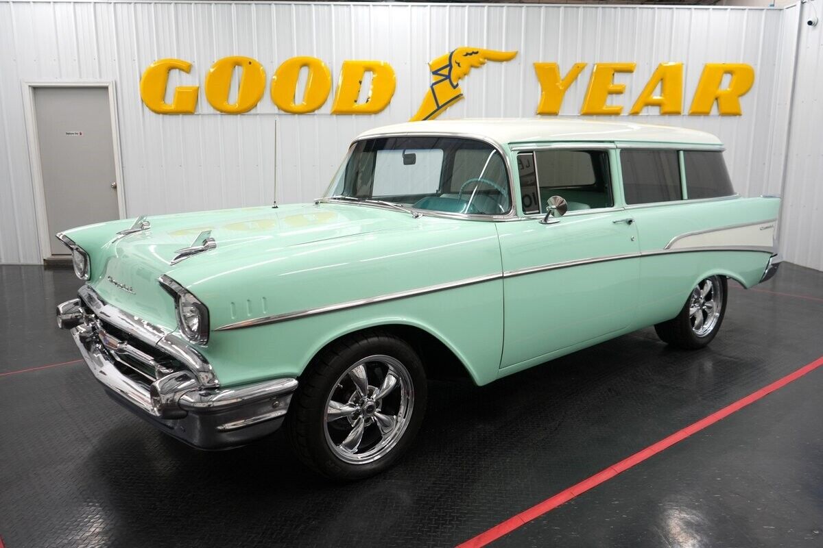 Chevrolet-210-Wagon-1957-2
