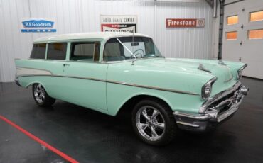 Chevrolet-210-Wagon-1957-20