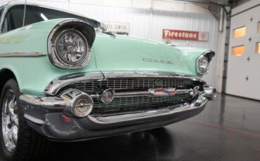 Chevrolet-210-Wagon-1957-24