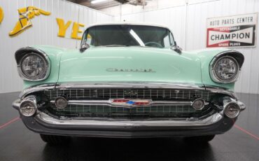 Chevrolet-210-Wagon-1957-28