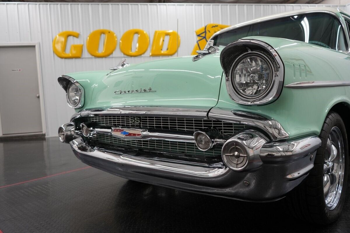 Chevrolet-210-Wagon-1957-29
