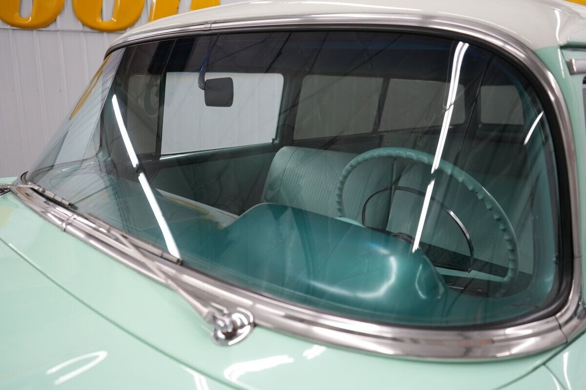 Chevrolet-210-Wagon-1957-30