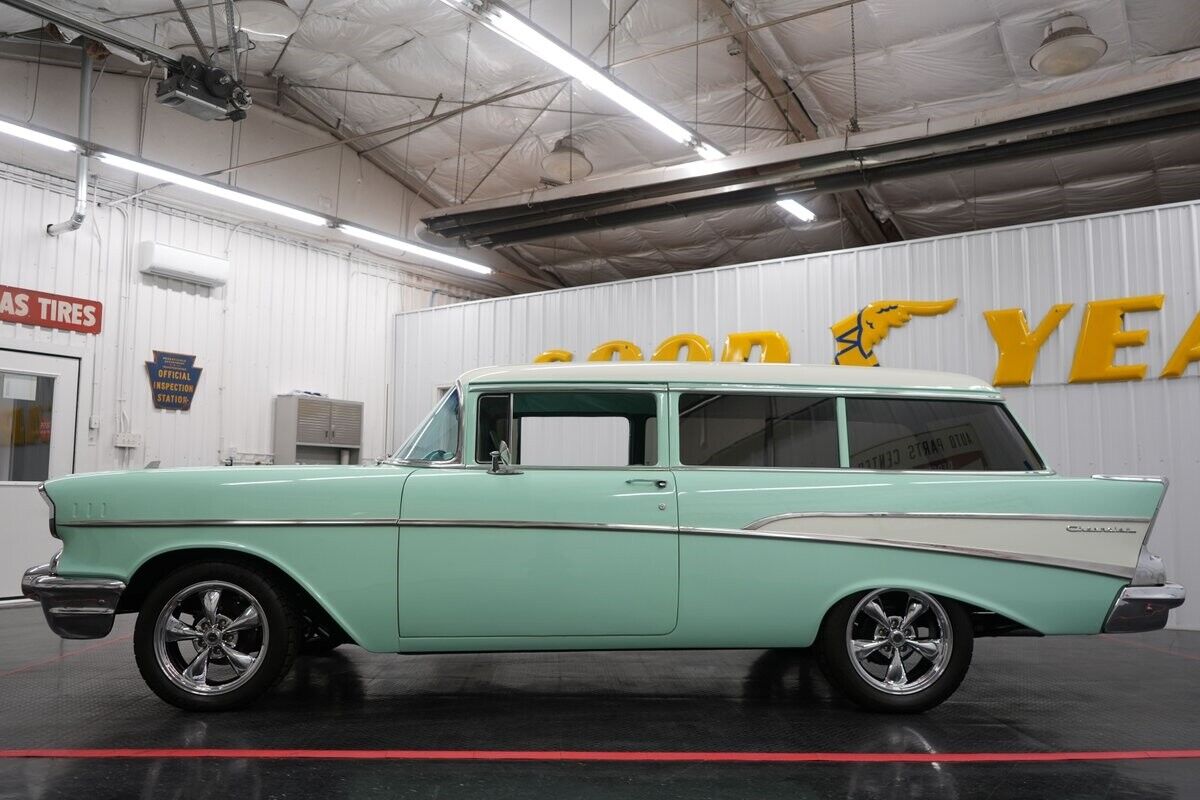 Chevrolet-210-Wagon-1957-5