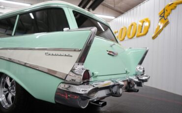 Chevrolet-210-Wagon-1957-8