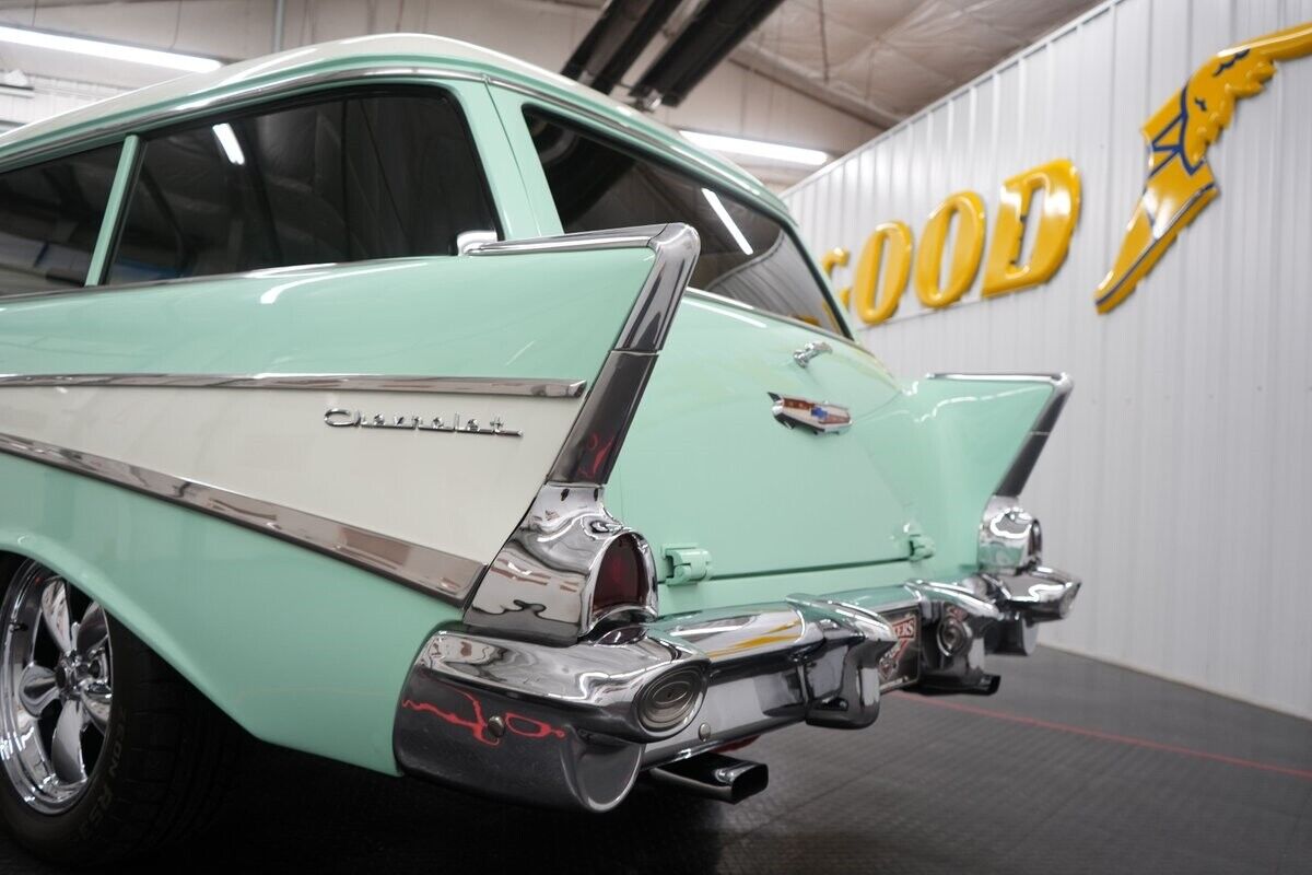 Chevrolet-210-Wagon-1957-8