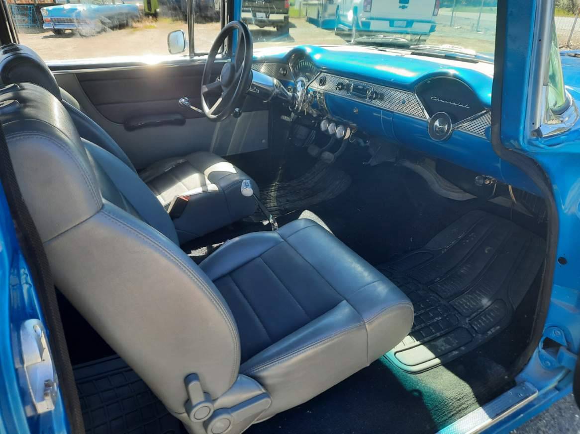 Chevrolet-210-coupe-1955-blue-2