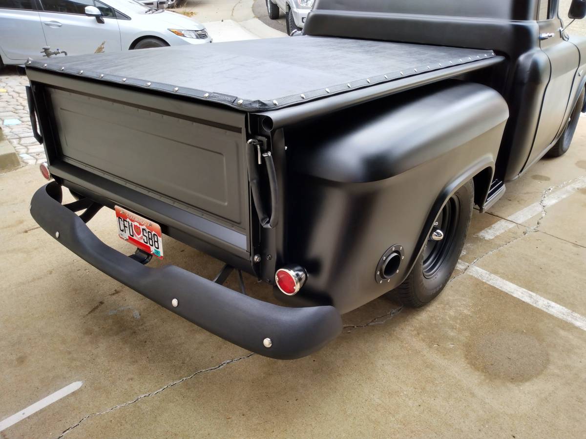 Chevrolet-3100-1957-black-10