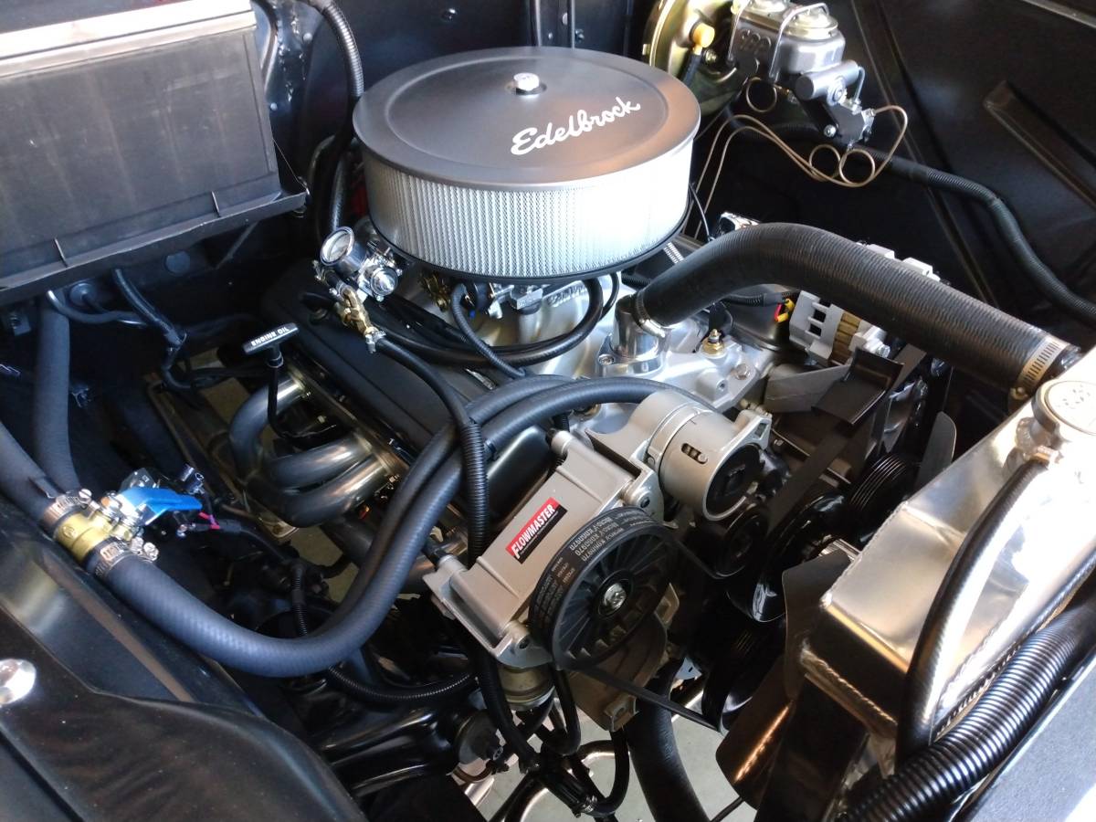 Chevrolet-3100-1957-black-2