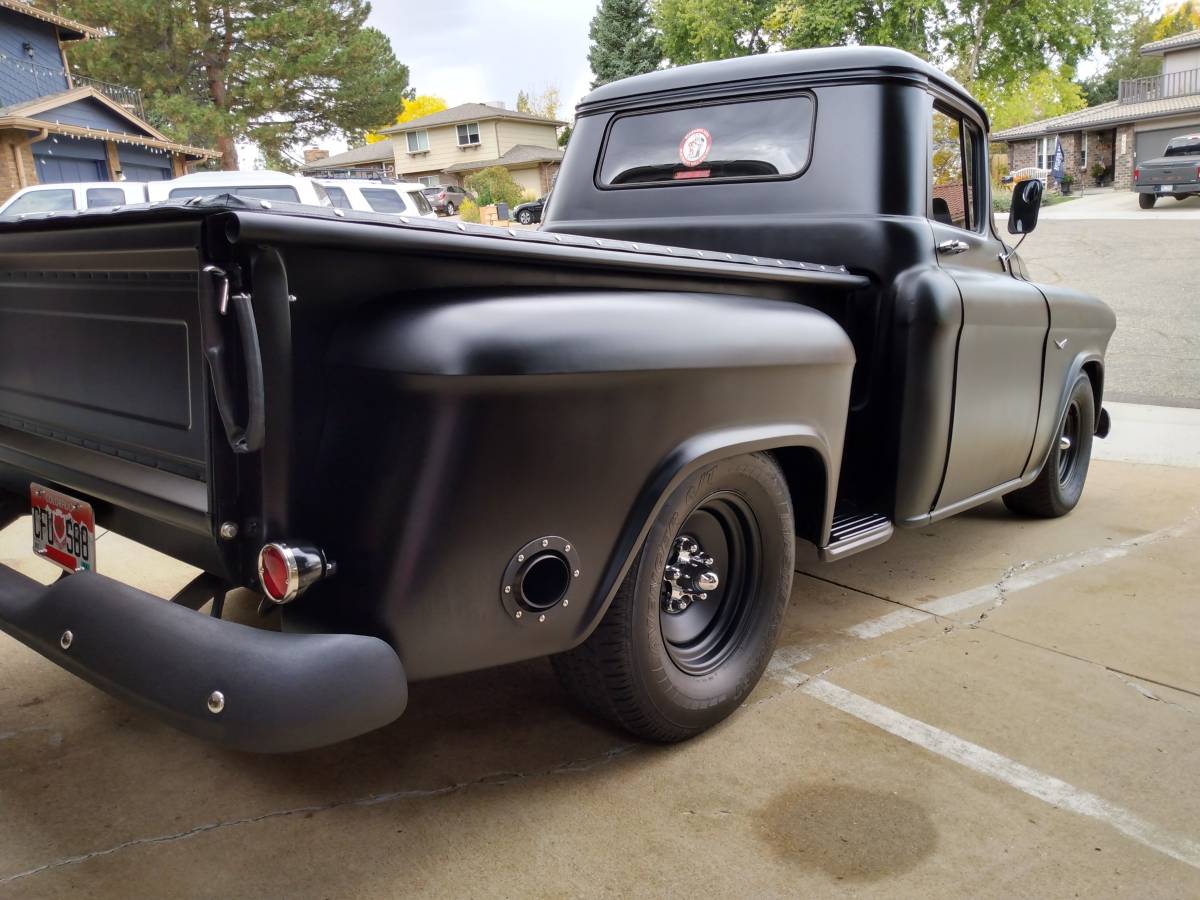 Chevrolet-3100-1957-black-7