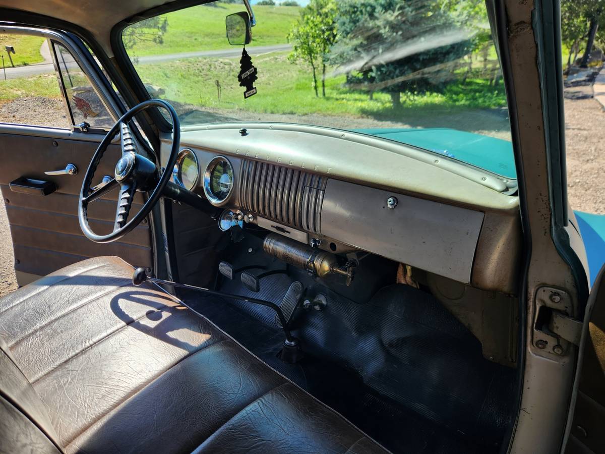 Chevrolet-3100-5-window-truck-1955-10