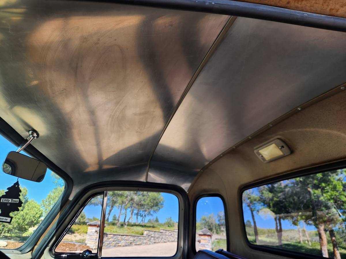 Chevrolet-3100-5-window-truck-1955-15