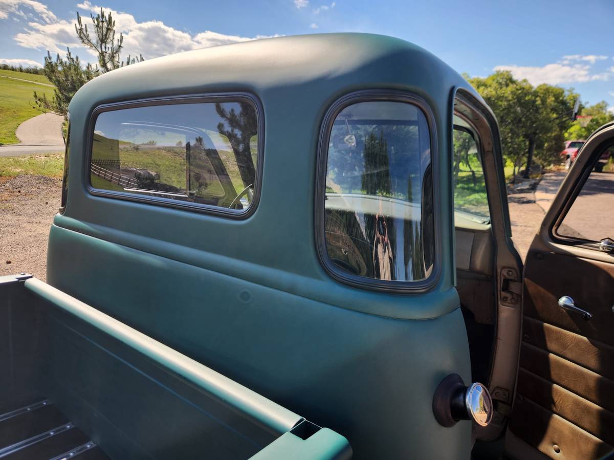 Chevrolet-3100-5-window-truck-1955-17