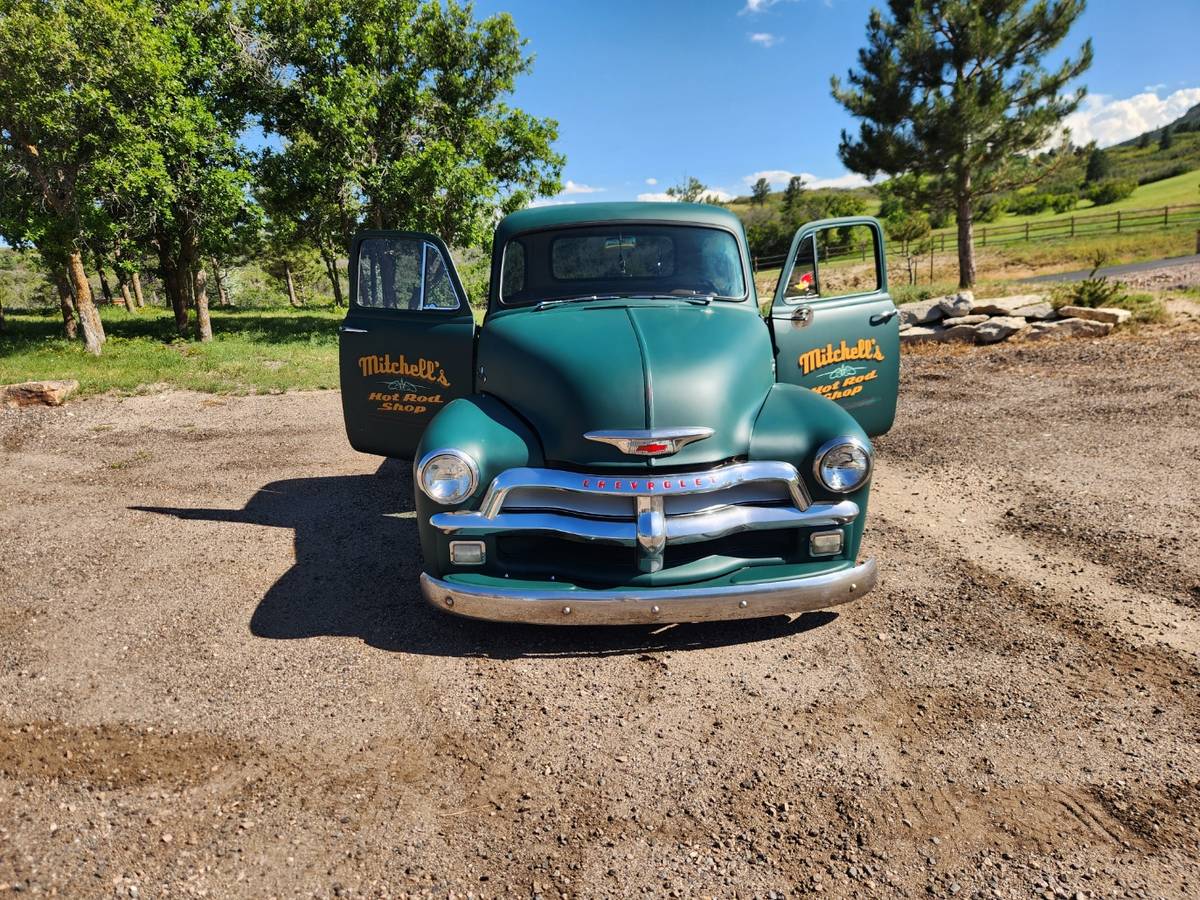 Chevrolet-3100-5-window-truck-1955-23