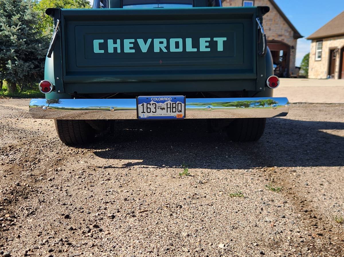 Chevrolet-3100-5-window-truck-1955-7