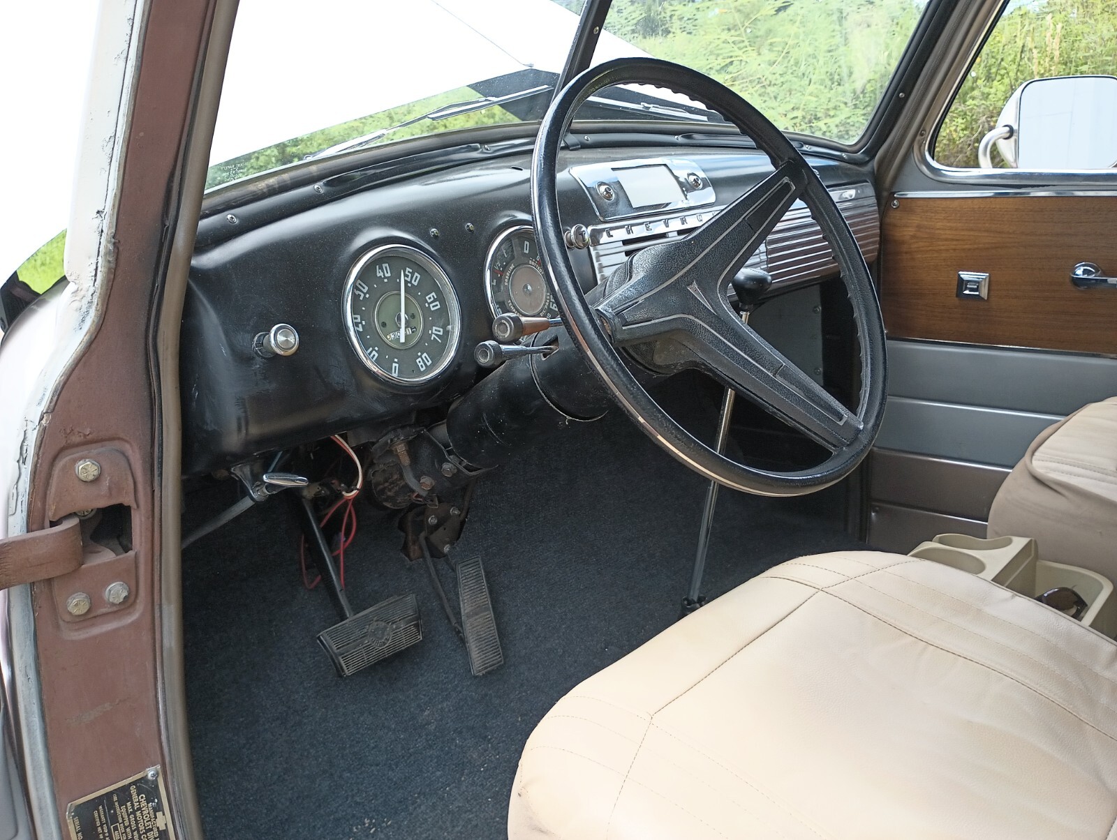Chevrolet-3100-Panel-Delivery-Truck-1949-Truck-13